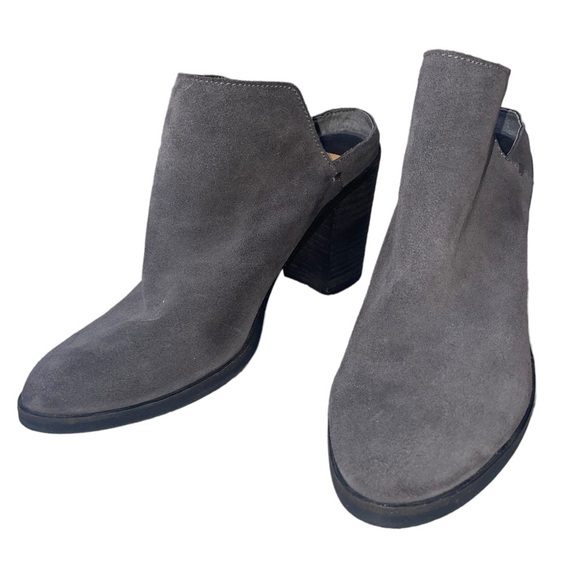 Dolce Vita "Salli" suede mule block heel Cutoff topline Almond toe Slip on SZ 9 - Picture 3 of 8